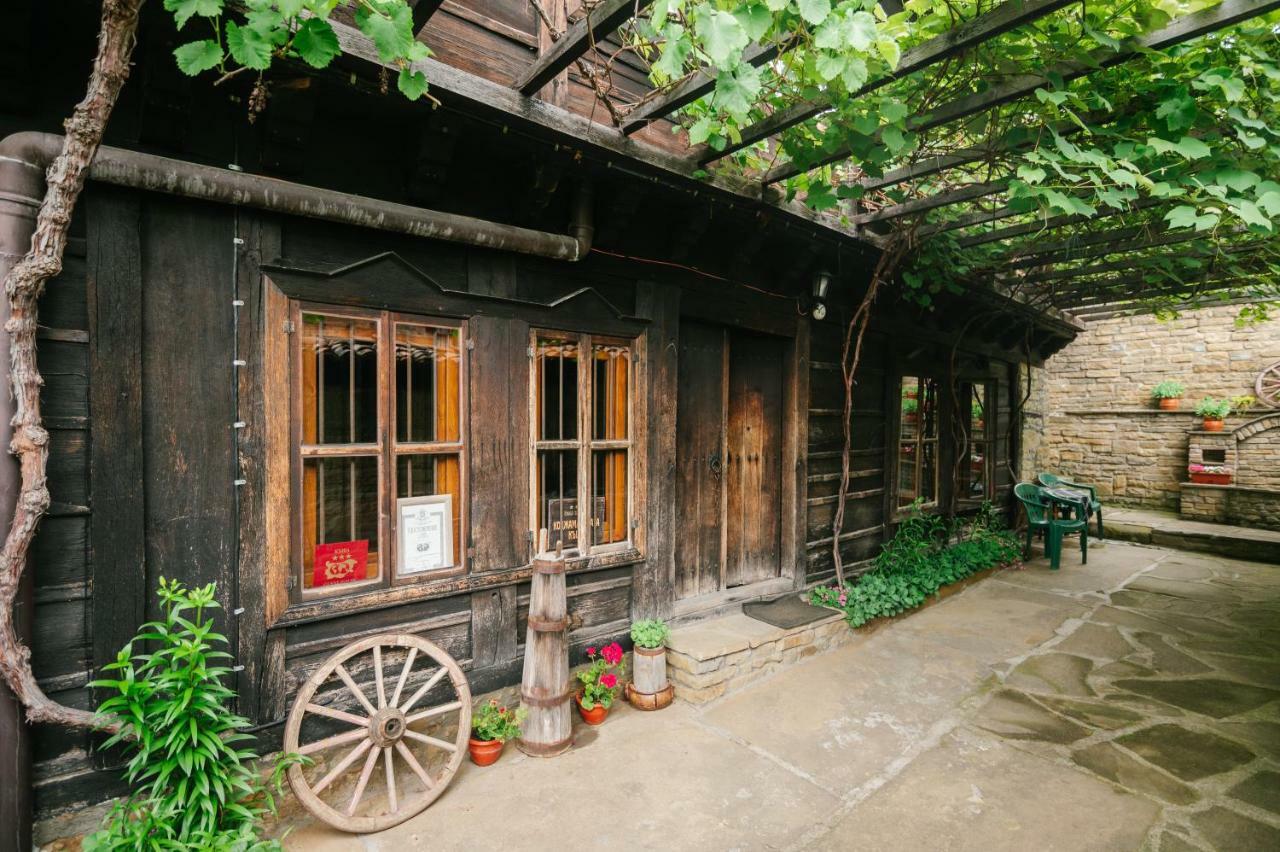 Kodjamanova House Hotel Zheravna ภายนอก รูปภาพ