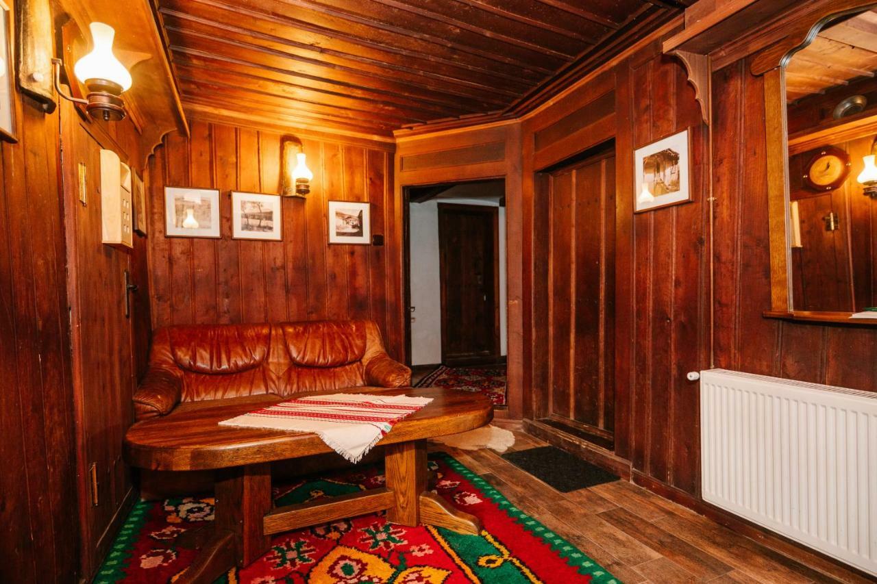 Kodjamanova House Hotel Zheravna ภายนอก รูปภาพ